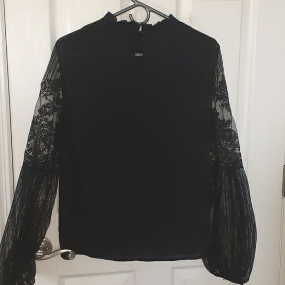 Delicate Sexy Elegant size M black lace with mesh lantern sleeve blouse - Picture 5 of 10